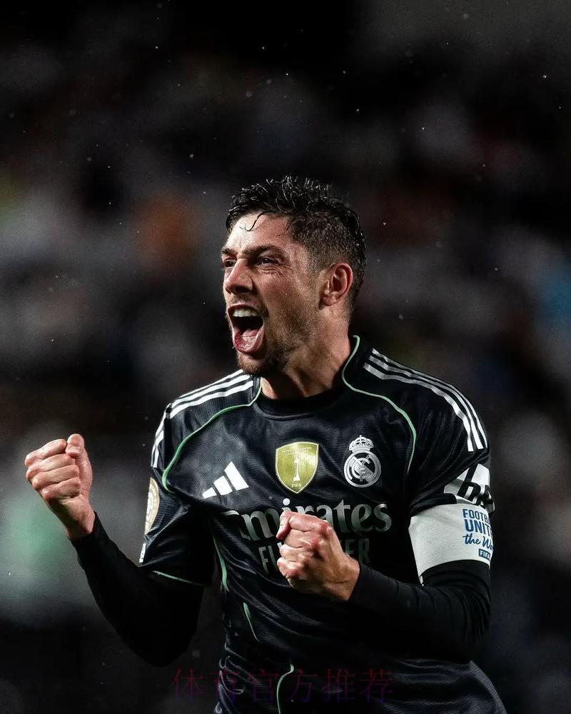 欧冠-皇马5-1头名出线!魔笛点射巴尔韦德世界波 欧冠-皇马5-1头名出线!魔笛点射巴尔韦德世界波